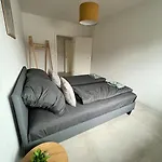 3 Zw 95 M2 Neubau Kostenlos Parkplatz Im Hof * Kitzingen